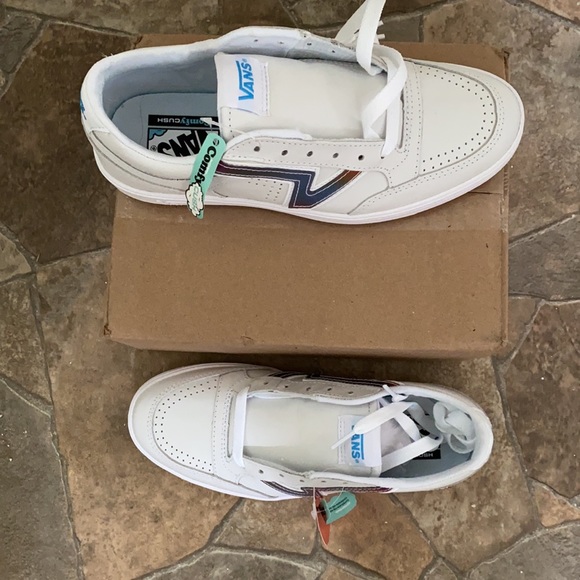 rainbow lowland comfycush